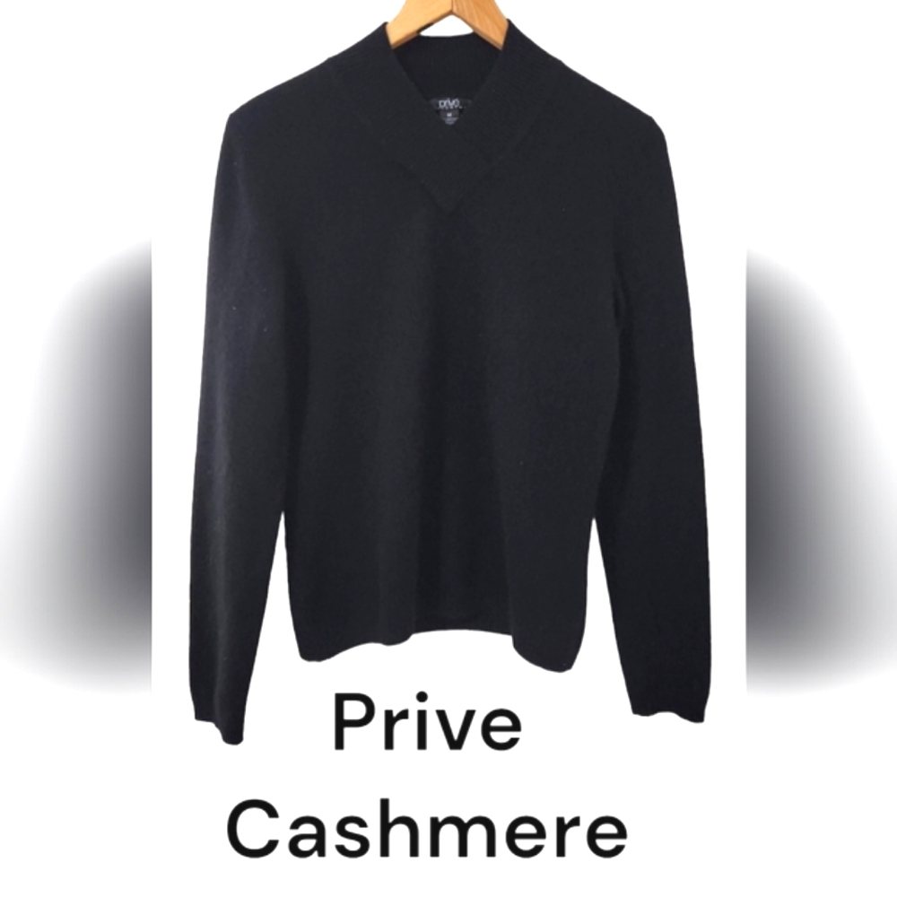 Prive Cashmere Black Sweater. Size M
